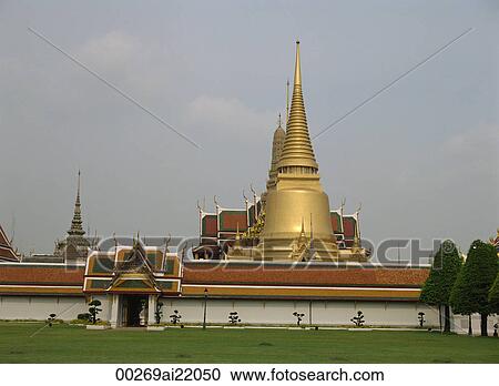 Wat Phra Kaeo, Bangkok, Thailand View Large Photo Image Stock Image - Wat Phra Kaeo, Bangkok, Thailand. Fotosearch