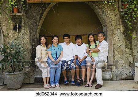 Picture - Multi-generational Asian family portrait. Fotosearch