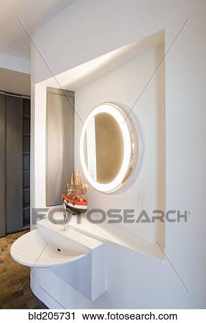 Stock Image - Luxury Bathroom. Fotosearch
