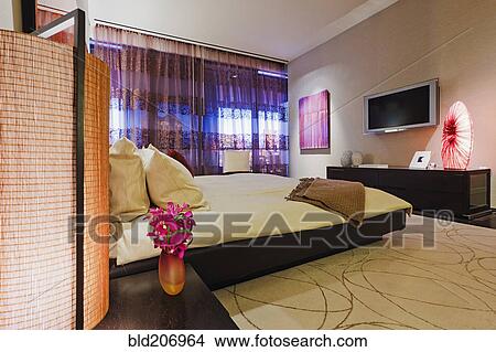 Picture - Luxury Bedroom. Fotosearch