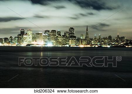 Picture - San Francisco Skyline from Treasure Island. Fotosearch