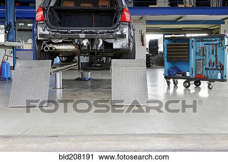 Stock Image - Auto repair shop. Fotosearch
