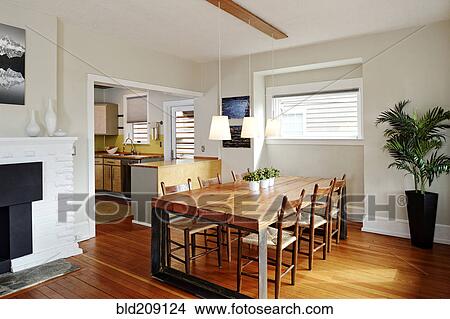 Picture - Dining table in modern craftsman home. Fotosearch