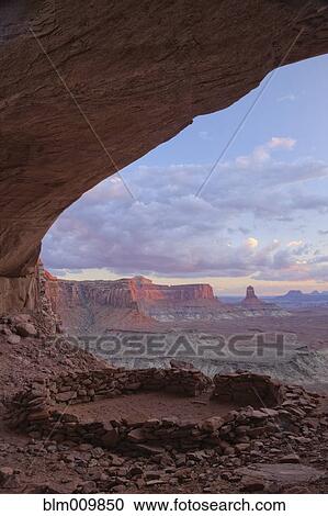 False kiva, Canyonlands National Park View Large Photo Image Stock Image - False kiva, Canyonlands National Park. Fotosearch