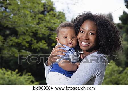 Americain Africain Bebe Avoirs Mere Fils Image Bld0384 Fotosearch