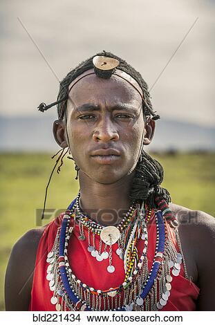 Picture - Black man wearing traditional clothing. Fotosearch