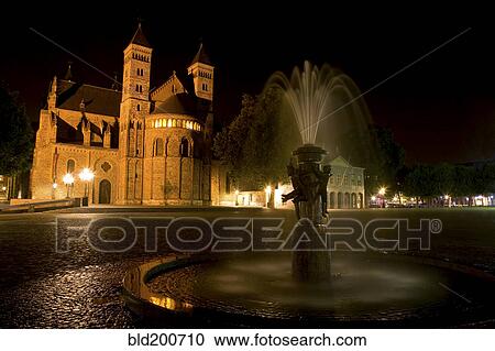 Stock Image - Dutch historical landmark and fountain in plaza. Fotosearch