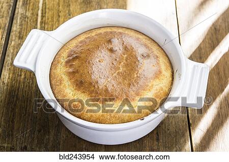 Picture - Torta in pot on table. Fotosearch