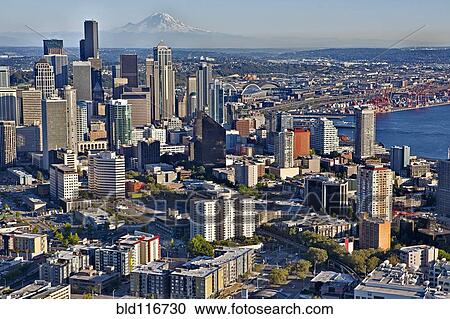 Stock Image - Downtown Seattle And Mt. Rainier. Fotosearch