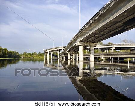 Freeway Crossing Over Lake Washington View Large Photo Image Stock Image - Freeway Crossing Over Lake Washington. Fotosearch