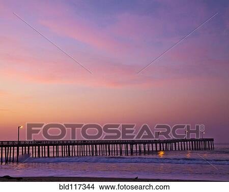 Picture - Ocean Pier at Dawn. Fotosearch