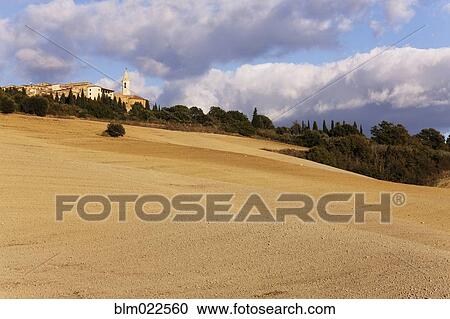 Hill Town of Pienza View Large Photo Image Stock Image - Hill Town of Pienza. Fotosearch