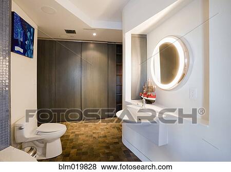 Stock Photo - Luxury Bathroom. Fotosearch
