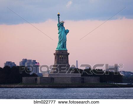 Stock Photo - Statue of Liberty. Fotosearch