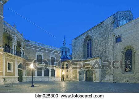 Valencia Cathedral at dawn View Large Photo Image Stock Image - Valencia Cathedral at dawn. Fotosearch