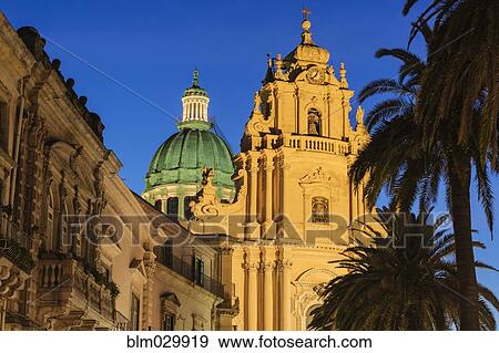 Duomo di San Giorgio illuminated at dusk, Ragusa, Catania, Sicily, Italy View Large Photo Image Stock Photo - Duomo di San Giorgio illuminated at dusk, Ragusa, Catania, Sicily, Italy. Fotosearch