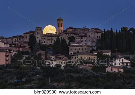 Full moon rising behind Monte Castello di Vibio, Umbria, Italy View Large Photo Image Stock Image - Full moon rising behind Monte Castello di Vibio, Umbria, Italy. Fotosearch