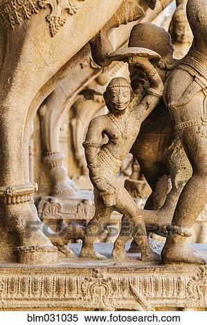 Stock Photography - Sculptures in Sri Ranganathaswamy Temple, Tiruchirappalli, Tamil Nadu, India. Fotosearch