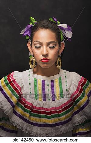 Hispanic teenage girl wearing Sinaloa Folkloric dress View Large Photo Image Stock Image - Hispanic teenage girl wearing Sinaloa Folkloric dress. Fotosearch