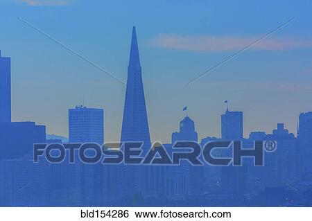 Stock Photograph - "Silhouette of San Francisco city skyline, California, United States". Fotosearch