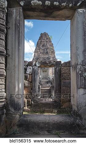 "Arch doorways of ancient temple structure, Prasat Bakong, Siem Reap, Cambodia" View Large Photo Image Stock Photography - "Arch doorways of ancient temple structure, Prasat Bakong, Siem Reap, Cambodia". Fotosearch