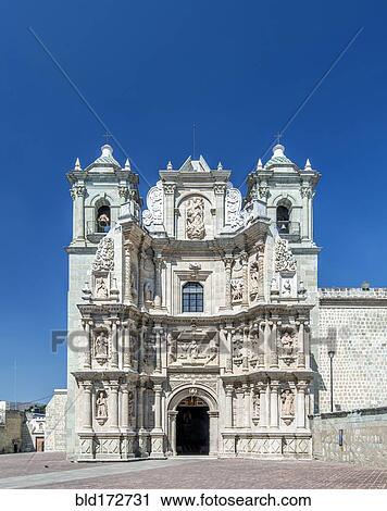 Stock Image - Basilica de la Soledad under blue sky, San Juan Teotihuacan, Mexico, Mexico. Fotosearch