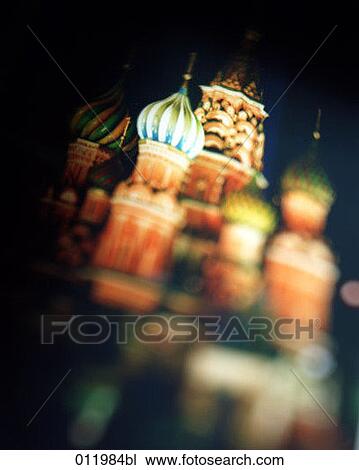 Stock Image - the St. Basil´s cathedral in Moscow at night. Fotosearch