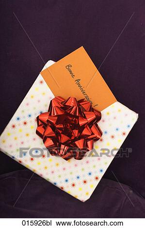 close-up of present with french note bonne anniversaire View Large Photo Image Stock Image - close-up of present with french note bonne anniversaire. Fotosearch