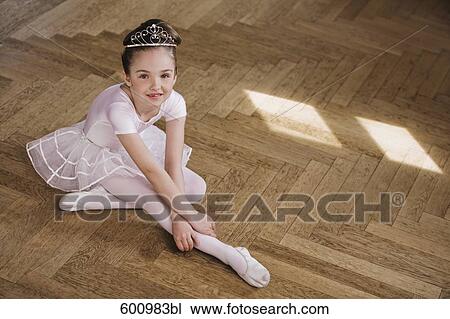 portrait of young ballet dancer wearing little crown View Large Photo Image Stock Image - portrait of young ballet dancer wearing little crown. Fotosearch