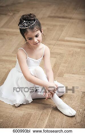 portrait of young ballet dancer wearing little crown View Large Photo Image Stock Image - portrait of young ballet dancer wearing little crown. Fotosearch