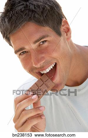 Шоколадки сосут члены любимых мужчин
