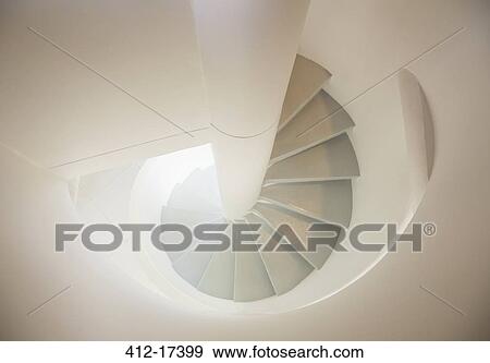 Geschwungene treppe Stock Foto | 412-17399 | Fotosearch