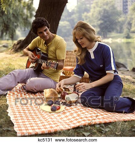 1970 1970S Two Couples Backyard Picnic Bbq Barbecue Party View Large Photo Image Stock Image - 1970 1970S Two Couples Backyard Picnic Bbq Barbecue Party . Fotosearch
