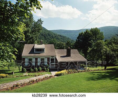 A House On The Mt. Slide Road In The Heart Of The Catskill Mountains Oliverea View Large Photo Image Stock Photo - A House On The Mt. Slide Road In The Heart Of The Catskill Mountains Oliverea. Fotosearch