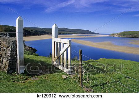 Bay Of Balnakeil Scotland View Towards Bay Through White Picket Gate View Large Photo Image Stock Image - Bay Of Balnakeil Scotland View Towards Bay Through White Picket Gate . Fotosearch