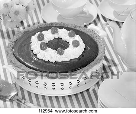 Chocolate Graham Pie Dessert Retro View Large Photo Image Picture - Chocolate Graham Pie Dessert Retro. Fotosearch