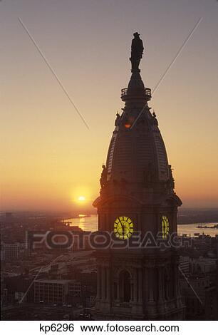 Stock Photograph - City Hall Tower With William Penn At Sunrise Philadelphia Pennsylvania . Fotosearch