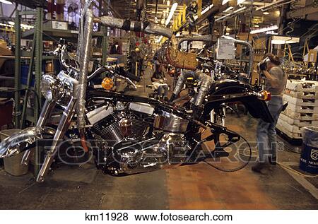 Harley Davidson Motorcycle Assembly Line York Pennsylvania View Large Photo Image Stock Photo - Harley Davidson Motorcycle Assembly Line York Pennsylvania . Fotosearch
