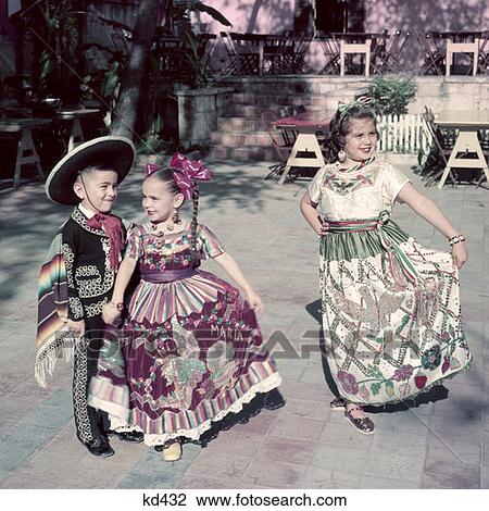 Mexican Children Dancing San Antonio Texas Sombrero View Large Photo Image Stock Image - Mexican Children Dancing San Antonio Texas Sombrero. Fotosearch