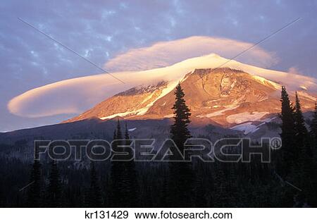 Stock Photo - Mount Adams, Washington Sunset. Fotosearch