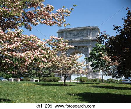 National Memorial Arch Dedicated June 1917 In Spring Flowering Dogwood Trees Valley Forge National Park, Pennsylvania View Large Photo Image Stock Photography - National Memorial Arch Dedicated June 1917 In Spring Flowering Dogwood Trees Valley Forge National Park, Pennsylvania. Fotosearch