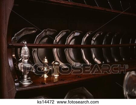 Retro Colonial Williamsburg Virginia Raleigh Tavern Antique View Large Photo Image Stock Image - Retro Colonial Williamsburg Virginia Raleigh Tavern Antique. Fotosearch