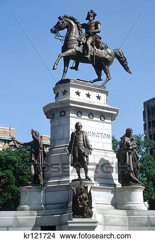 Picture - Richmond Va Washington Monument At The State Capitol Lower Statues Are Henry Mason Jefferson . Fotosearch