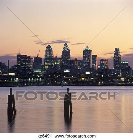 Stock Image - Skyline At Dusk Philadelphia Pennsylvania . Fotosearch