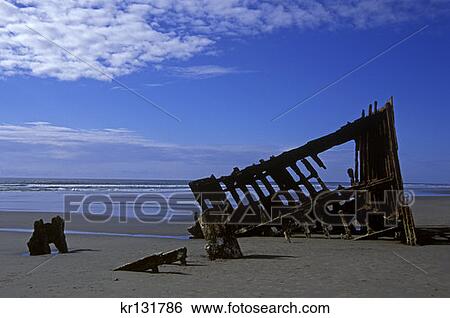 Steel Hull The Peter Iredale Fort Stevens State Park Astoria View Large Photo Image Stock Photograph - Steel Hull The Peter Iredale Fort Stevens State Park Astoria . Fotosearch