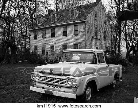 White Old Pick Up Truck With For Sale Sign In Front Of Farmhouse Black And White View Large Photo Image Stock Photography - White Old Pick Up Truck With For Sale Sign In Front Of Farmhouse Black And White. Fotosearch