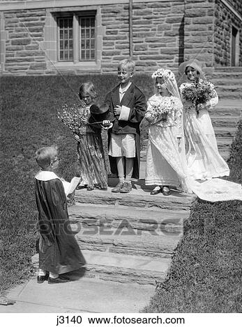 1930 1930S Retro Children Bride Groom Wedding Party View Large Photo Image Stock Image - 1930 1930S Retro Children Bride Groom Wedding Party . Fotosearch