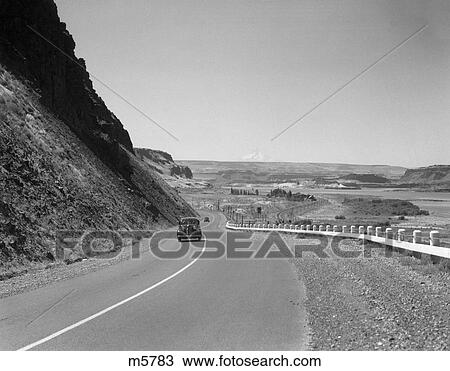 1930 1930S Retro Us 30 Walla Walla Washington Car Mountain Drive View Large Photo Image Stock Image - 1930 1930S Retro Us 30 Walla Walla Washington Car Mountain Drive . Fotosearch