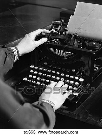 1930 1930S Woman'S Hands Typing View Large Photo Image Stock Image - 1930 1930S Woman'S Hands Typing . Fotosearch