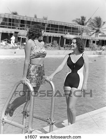 1940s bathing suit